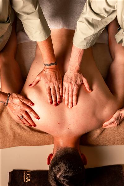 Massaggio Ayurveda con oli bio e naturali — EsteticaMente Civitavecchia