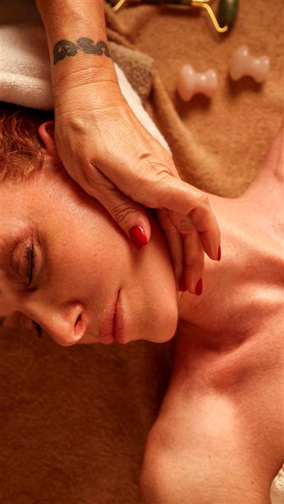 Kobido — lifting naturale viso — EsteticaMente Civitavecchia